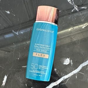 Colorscience flex SPF 50 1.8 oz LIGHT